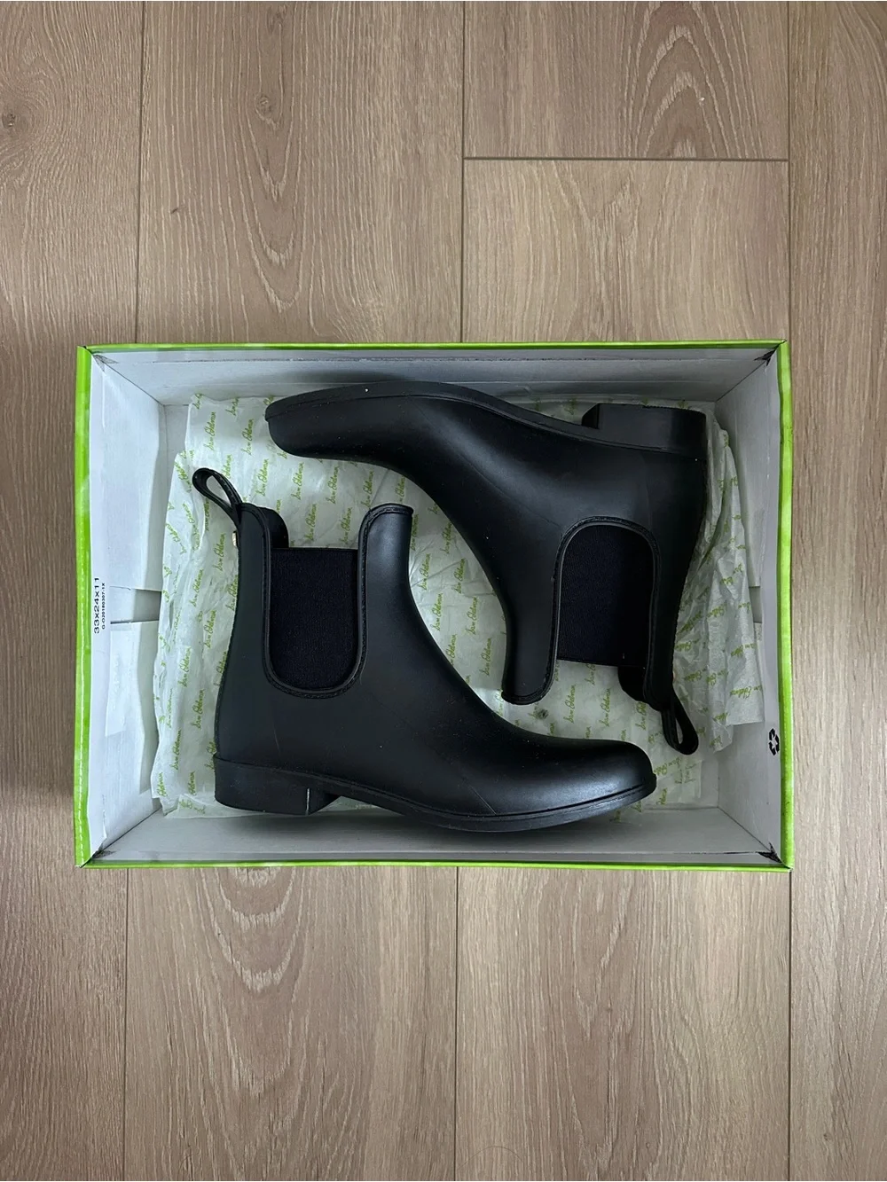 Sam Edelman Size 5 Black Chelsea Rain Boots - Slip-On Waterproof Ankle Boots
